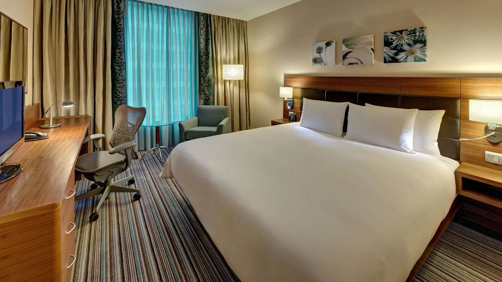 Hilton Garden Inn Frankfurt Airport Frankfurt am Main 4*,